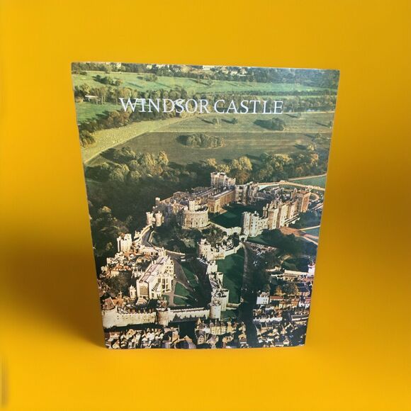 Windsor Castle Vintage 1972 Booklet - Picture 2 of 5